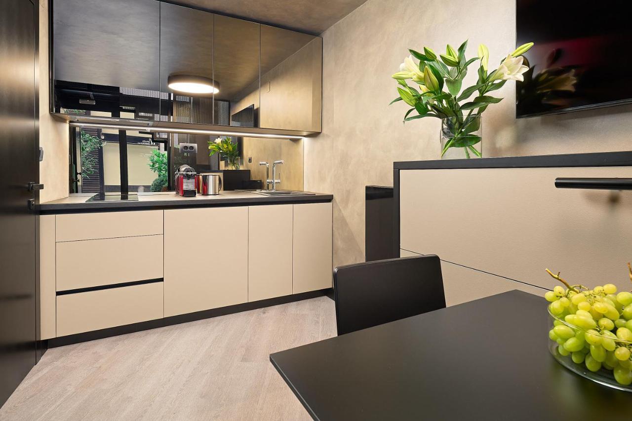 Court 5 Apartment ซาเกร็บ ภายนอก รูปภาพ
